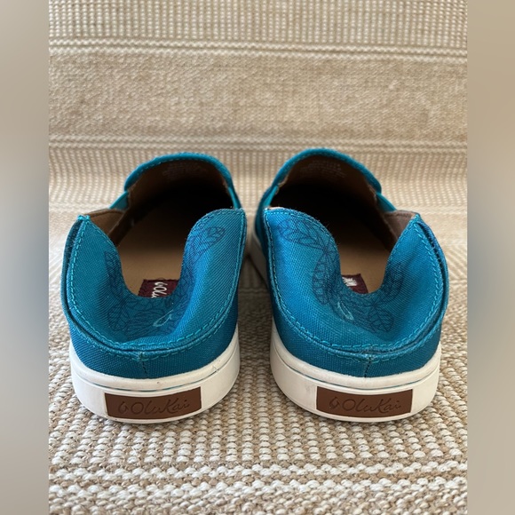 Olukai Women. Size: 7.5 Color: Teal - Picture 11 of 12